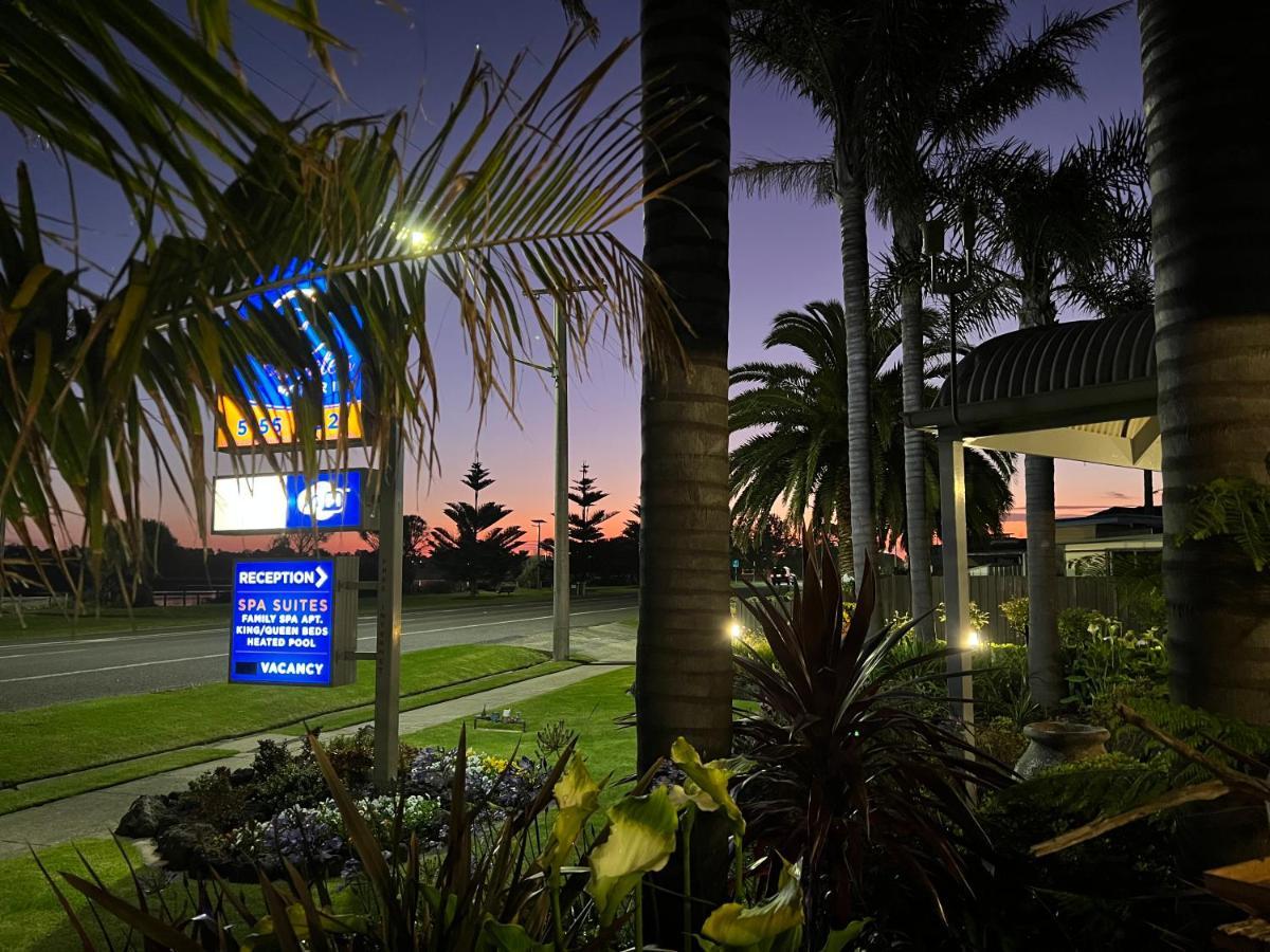 Coastal Waters Motor Motel